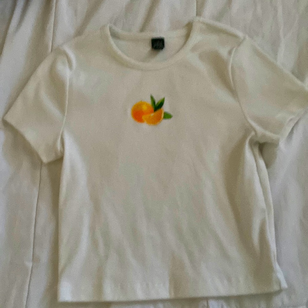 cute orange tee